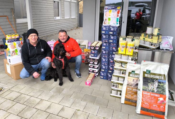 TheraFit Zentrum spendet dem Tierheim Saulgau und Sigmaringen